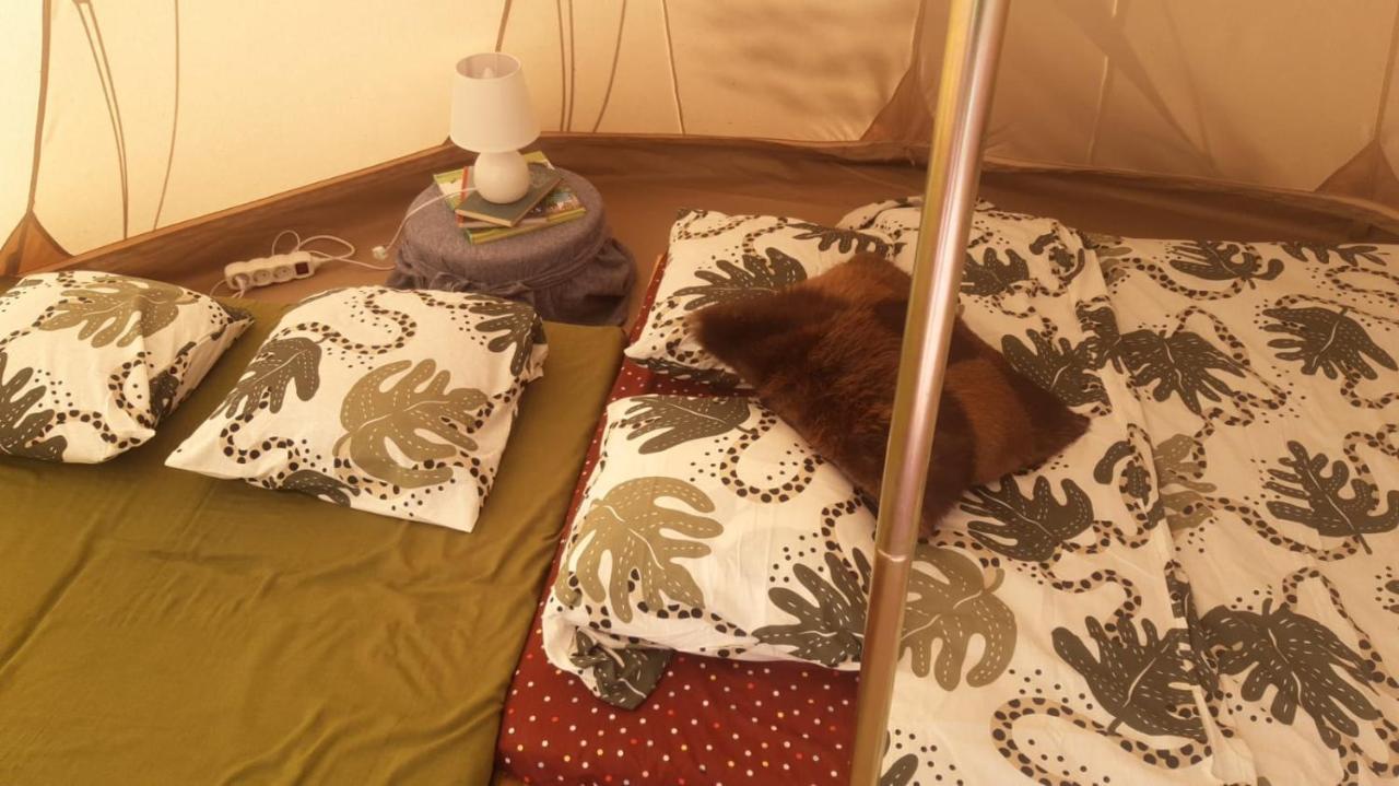 Glamping Fluffy Horns - Glempings Pukainie Ragi Hotel Plieņciems Exterior foto