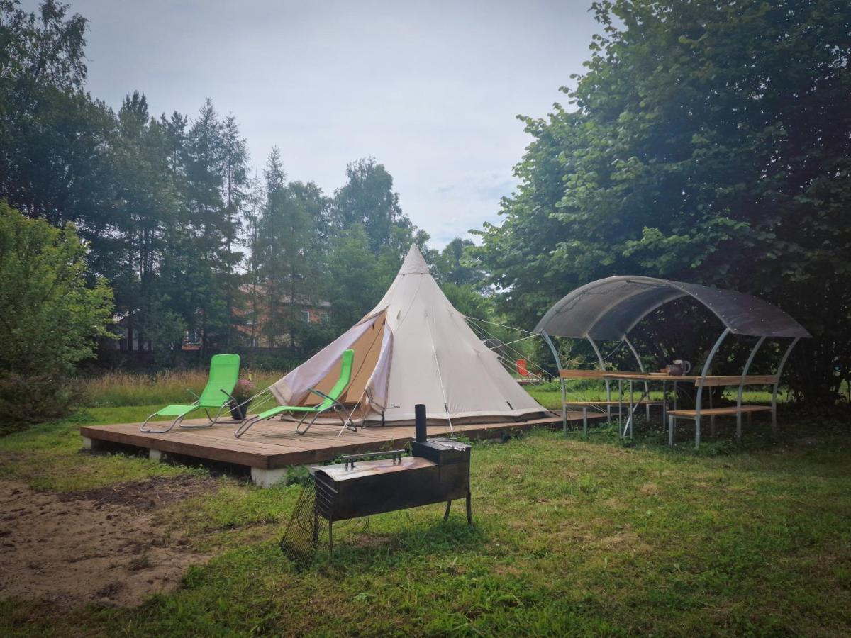 Glamping Fluffy Horns - Glempings Pukainie Ragi Hotel Plieņciems Exterior foto