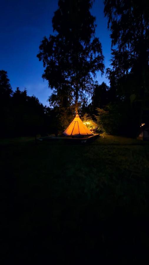 Glamping Fluffy Horns - Glempings Pukainie Ragi Hotel Plieņciems Exterior foto
