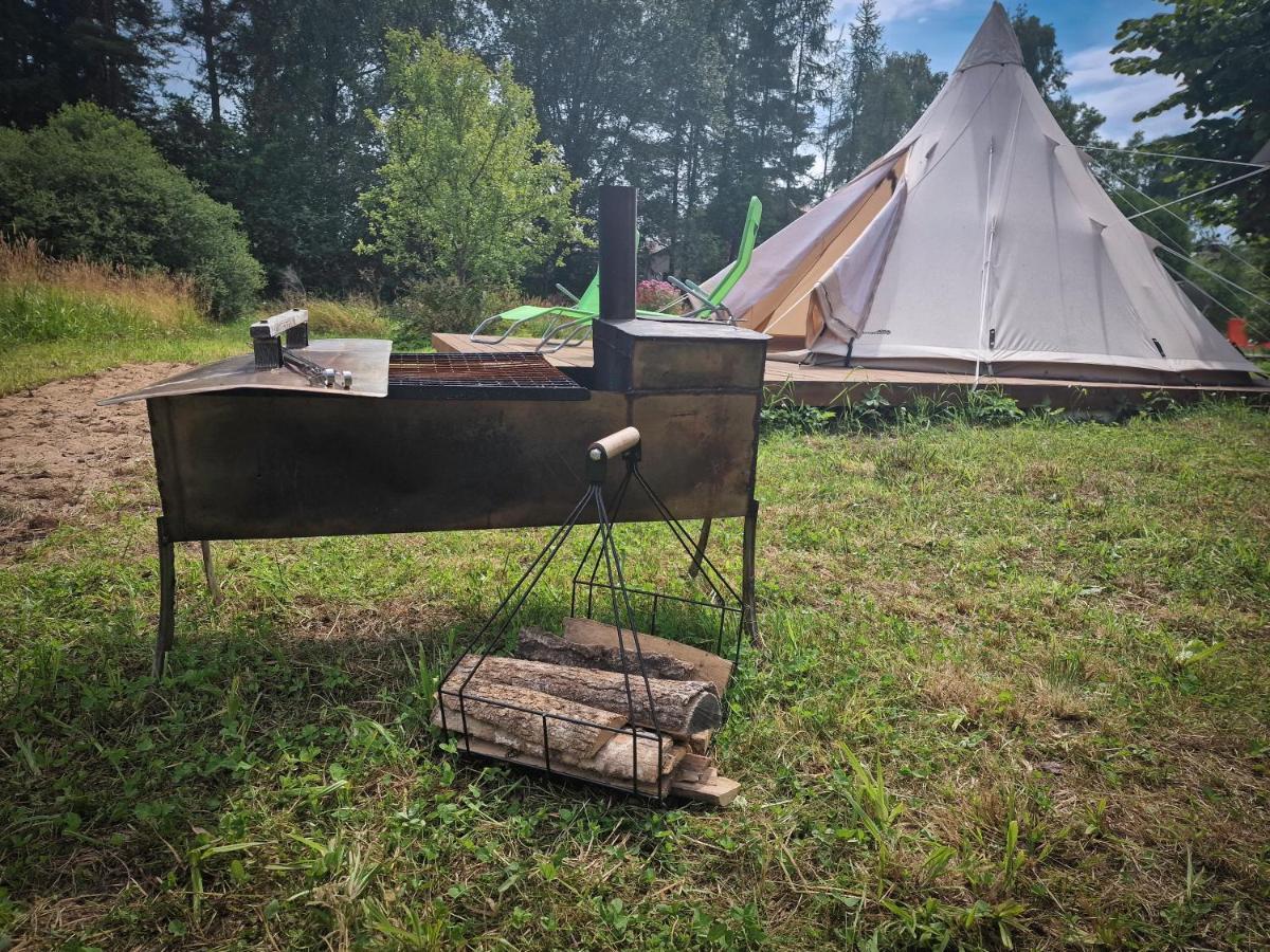 Glamping Fluffy Horns - Glempings Pukainie Ragi Hotel Plieņciems Exterior foto