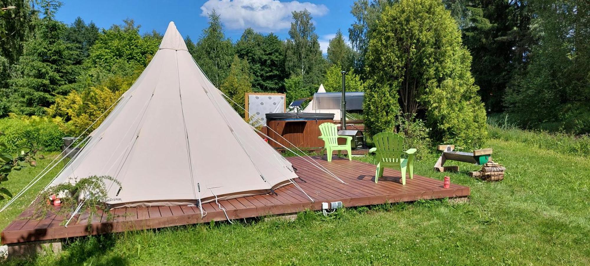Glamping Fluffy Horns - Glempings Pukainie Ragi Hotel Plieņciems Exterior foto